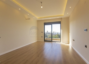 Современная квартира 1+1 в районе Кестель в новом жилом комплексе