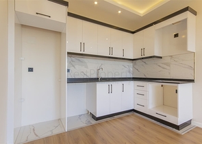 Современная квартира 1+1 в районе Кестель в новом жилом комплексе