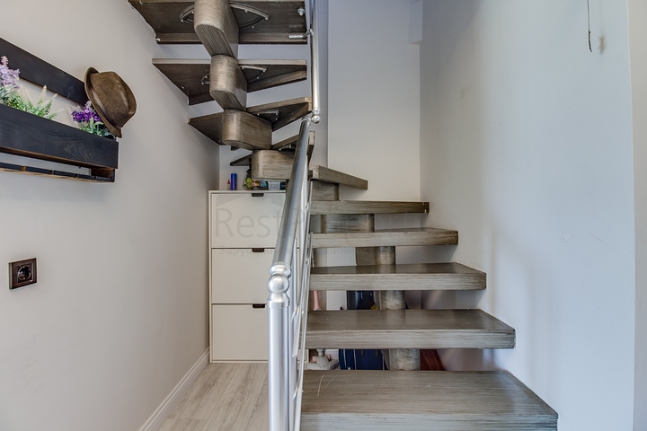 Квартира планировки 4+1 дуплекс в микрорайоне Моллаюсуф - Анталия 