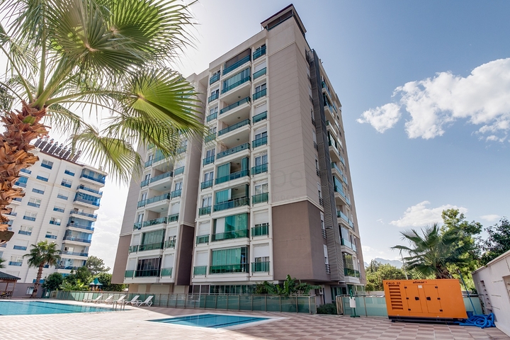 Квартира планировки 4+1 дуплекс в микрорайоне Моллаюсуф - Анталия 