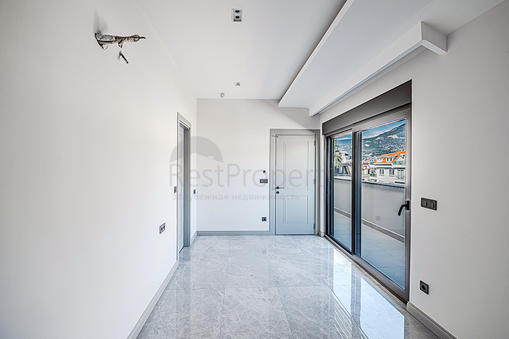 Пентхаус 3+1 в районе Оба рядом с морем