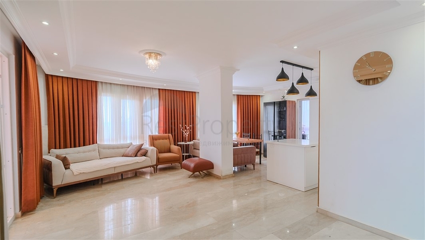 Просторная квартира 2+1 в районе Тосмур