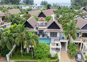 Двухэтажная вилла с частным бассейном в районе Бангтао