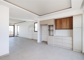 Просторный пентхаус 4+1 с террасой в районе Кестель