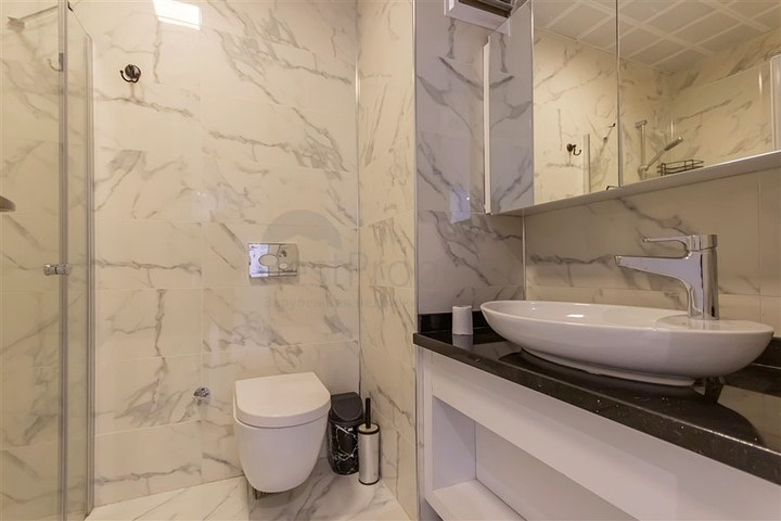 Меблированная квартира 1+1 в районе Махмутлар с развитой инфраструктурой комплекса