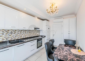 Пентхаус 4+1 с террасой и отдельной кухней в районе Махмутлар