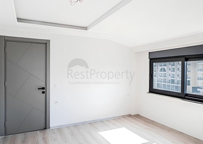 Пентхаус 2+1 в районе Махмутлар с террасой и удобным расположением