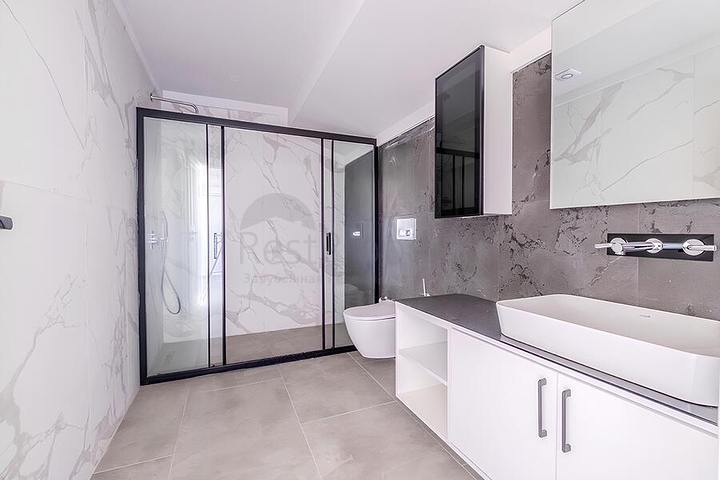 Пентхаус 2+1 в районе Клеопатра с панорамными открытыми зонами и удобным расположением