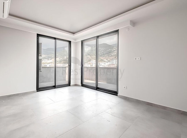 Пентхаус 2+1 в районе Клеопатра с панорамными открытыми зонами и удобным расположением