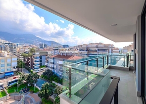 Пентхаус 2+1 в районе Клеопатра с панорамными открытыми зонами и удобным расположением