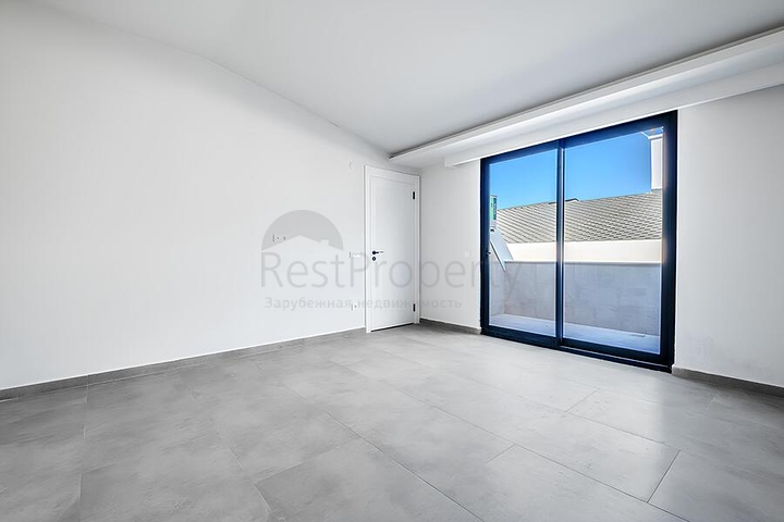 Пентхаус 3+1 в районе Клеопатра с просторной планировкой и зоной отдыха