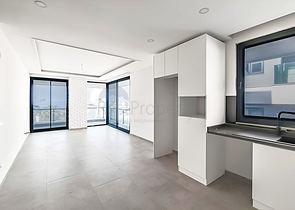 Пентхаус 3+1 в районе Клеопатра с просторной планировкой и зоной отдыха