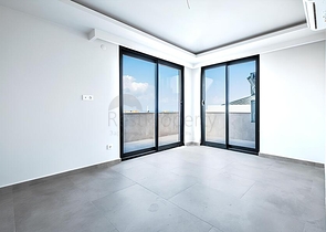 Пентхаус 3+1 в районе Клеопатра с просторной планировкой и зоной отдыха