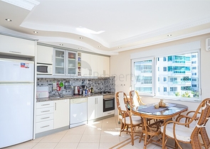 Светлая квартира 2+1 с удобной планировкой и зелёной территорией