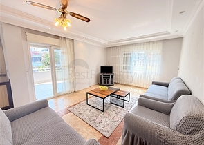 Уютная квартира с мебелью в жилом комплексе в центре города