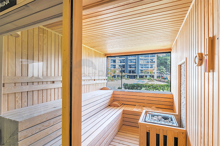 Пентхаус 2+1 с террасой в новом доме с благоустроенной территорией