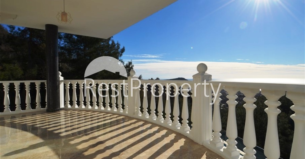 Двухэтажная вилла с видом на море в районе Тепе - Фото 34
