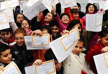 У турецких школьников будут оценивать социальную активность