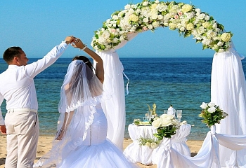 В Аланье свадебный бум