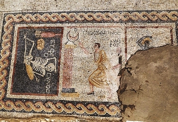 В Турции древние мозаики находятся буквально «под носом»