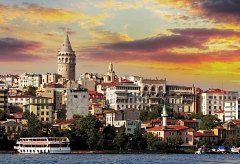 Место встречи ценителей искусства — Стамбул