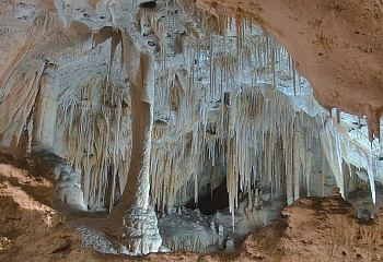 В Турции нашли пещеру, которой миллион лет