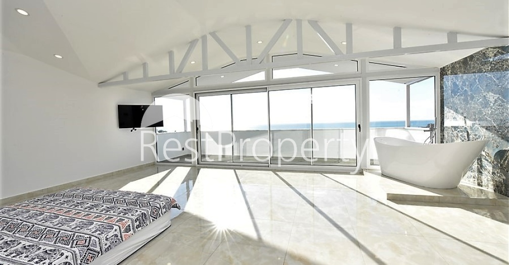 Двухуровневая квартира с видом на море - Фото 18