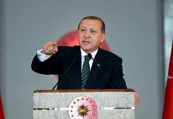 Турецкий лидер заявил о том, что нужно укреплять демократию 