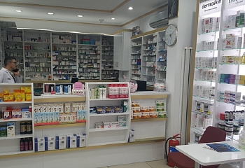 Турция: аптеки работают, лекарства есть