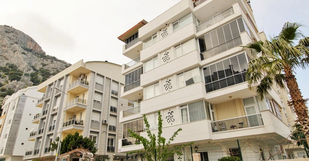 Двухкомнатная квартира по доступной цене в районе Коньяалты 