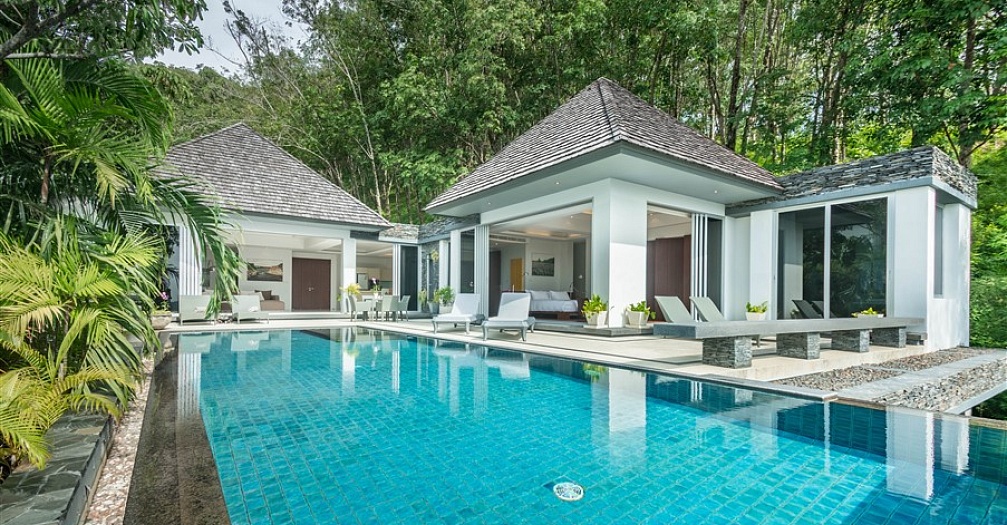 Overlooking Layan 4 Bedroom Villa