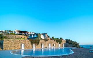 Резиденция с лучшим видом на Эгейское побережье в элитном районе Ялыкавак