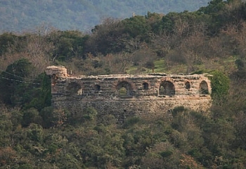 В Стамбуле реставрируют древнюю крепость