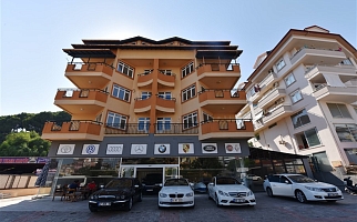 Квартиры и торговое помещение в районе Джикджилли - Фото 1