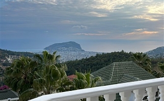 Вилла 3+1 с панорамным видом на море с возможностью получения турецкого гражданства - Фото 2